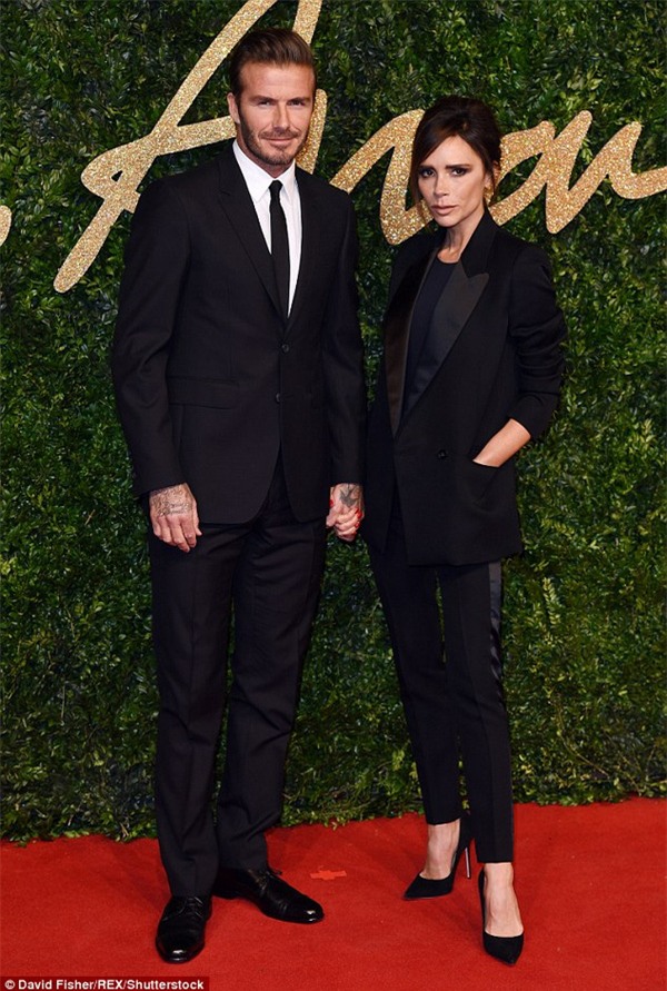 David Beckham âm thầm rời ghế giám đốc công ty thời trang của vợ - Ảnh 1.