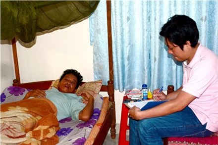 Hơn 40 côn đồ đi 5 ô tô đánh người trả thù cho chú - Ảnh 1.