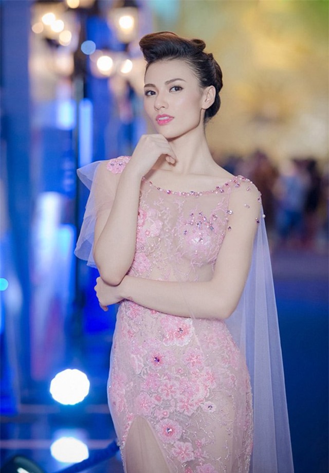 my nhan viet goi cam "dot mat" chang can vay hieu hinh anh 14