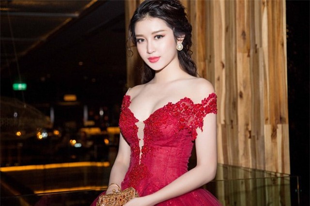 my nhan viet goi cam "dot mat" chang can vay hieu hinh anh 17