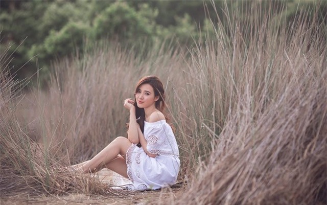 hot girl midu khoe vai tran goi cam hinh anh 8