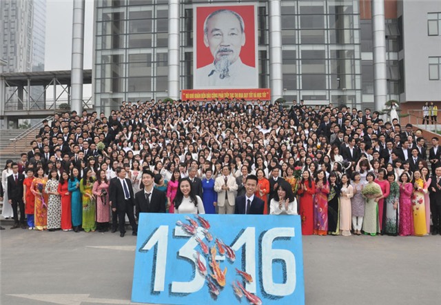 Ams, made in 12, Trường THPT chuyên Hà Nội - Amsterdam, học sinh chia tay trường, lễ hội áo dài