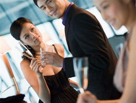 cai ket dang cho ke cuop nguoi yeu cua ban than - 1