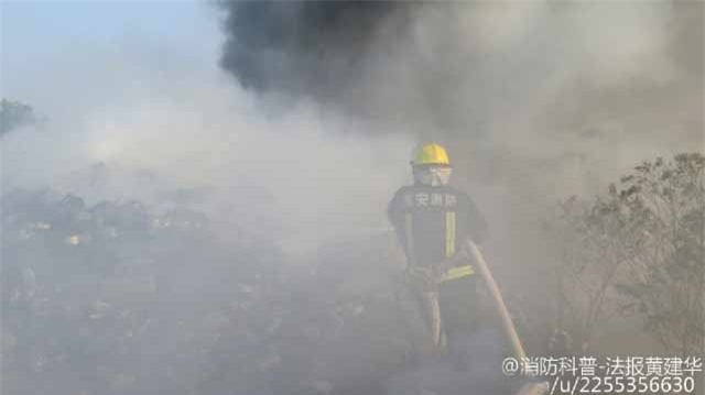 hôi của, tranh cướp, xe chở hàng gặp nạn, cư dân mạng Trung Quốc