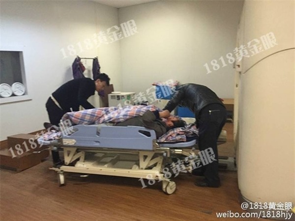 Cô gái nhảy từ tầng 6 rơi trúng người đàn ông làm chấn thương sọ não - Ảnh 4.