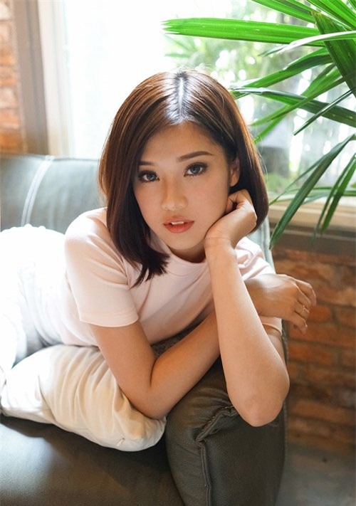 hoang yen chibi lap lung chuyen yeu tay vot ly hoang nam hinh anh 4