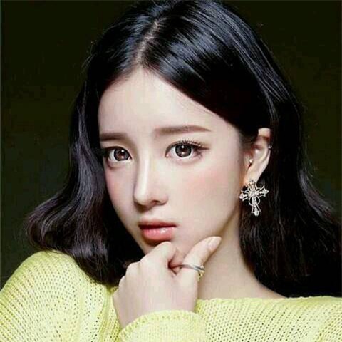 Nữ du học sinh Nguyễn Diệu Anh