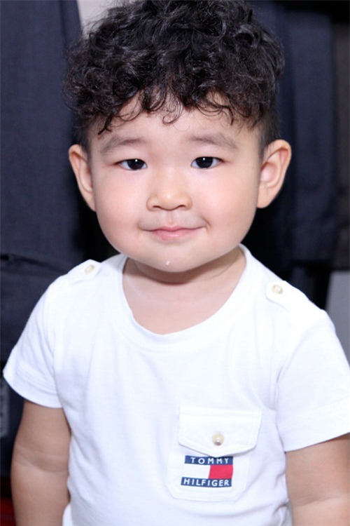 4 hot boy nhi con sao viet de toc xoan yeu khong cuong noi - 6