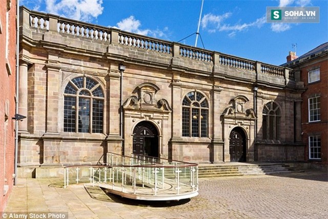 Hai đối tượng trên đã thừa nhận tội danh của mình ở tòa án trẻ vị thành niên Derby.