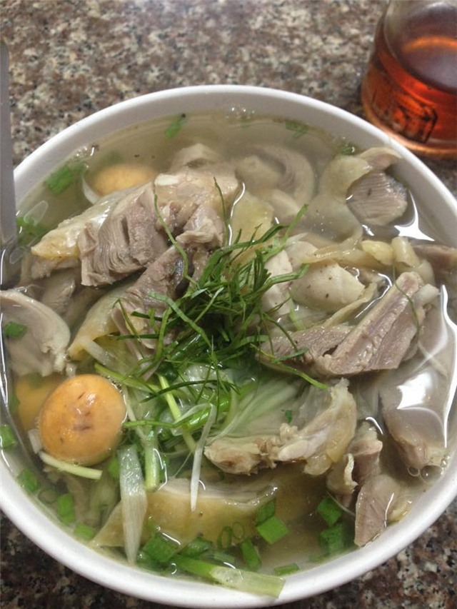 bát phở 300 nghìn ở Hà Nội, những quán phở chặt chém ở Hà Nội,quán ăn chặt chém