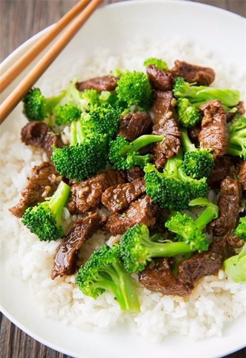 top 9 loai trai cay giup chi em mai mai tuoi tre - 7