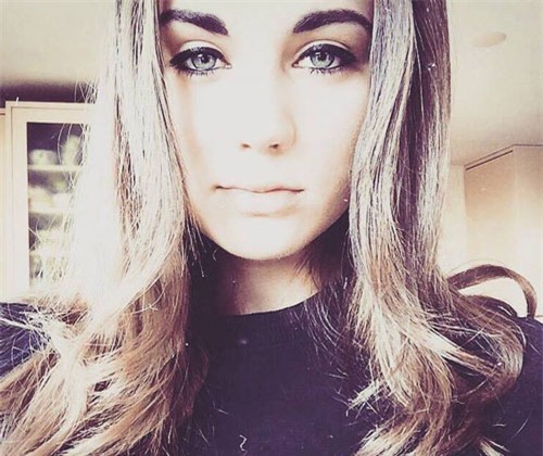 nhan sac “dong long nguoi” cua ai nu nha bergkamp hinh anh 12