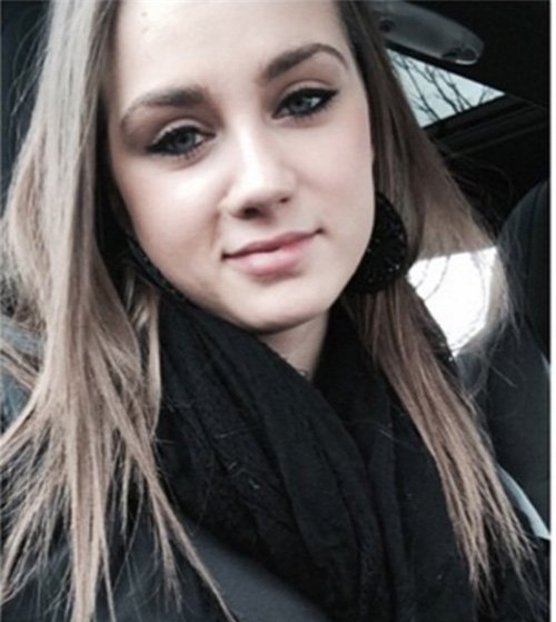 nhan sac “dong long nguoi” cua ai nu nha bergkamp hinh anh 4