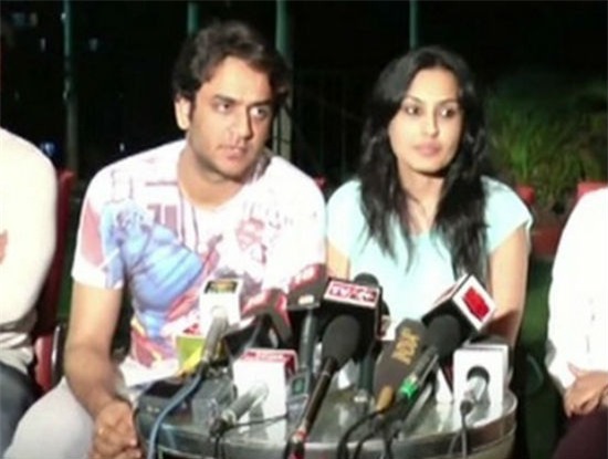 Các bạn thân của Pratyusha Banerjee: Shashank Vyas và Kamya Punjabi.