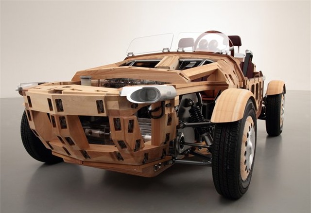 "hut hon" truoc ve dep tinh te cua xe toyota bang go hinh anh 10