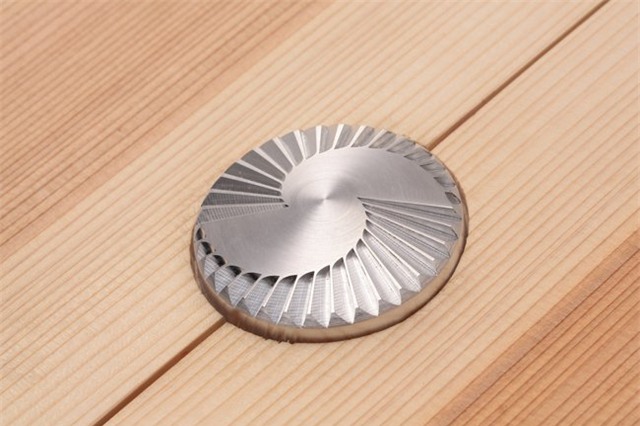 "hut hon" truoc ve dep tinh te cua xe toyota bang go hinh anh 17