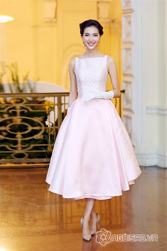 Phạm Hương khoe giọng hát livec cực đỉnh 7