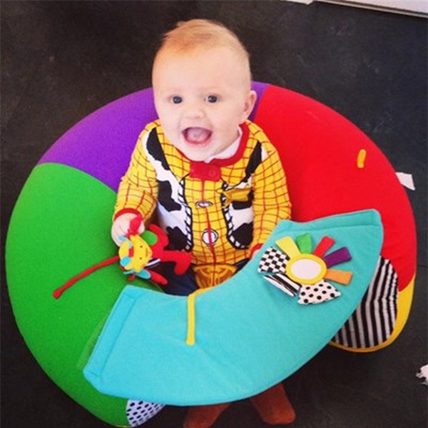 Cậu bé Alex McCartney rất đáng yêu khi còn sống.