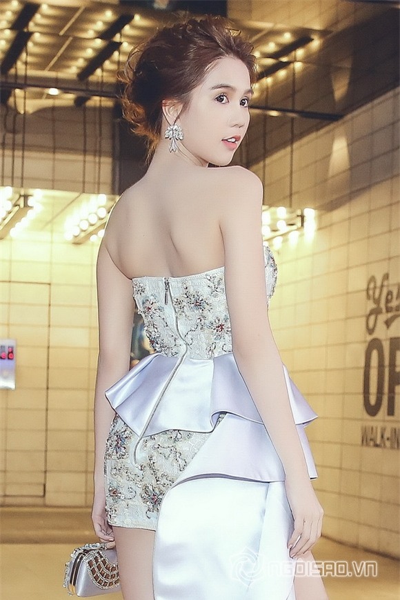 Ngọc Trinh đẹp không góc chết 8