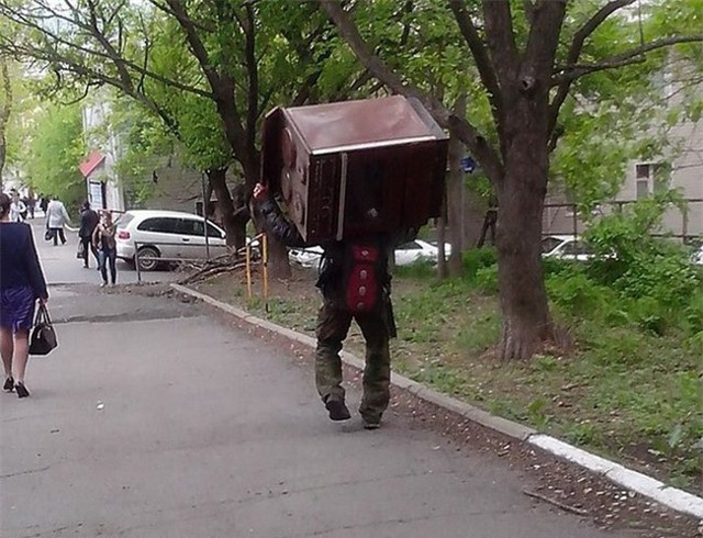 Dân chơi sợ gì tủ rơi.