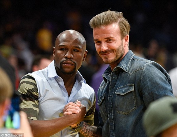 David Beckham trêu Cruz ngượng chín mặt khi nhìn thấy nữ cheerleader xinh đẹp - Ảnh 7.