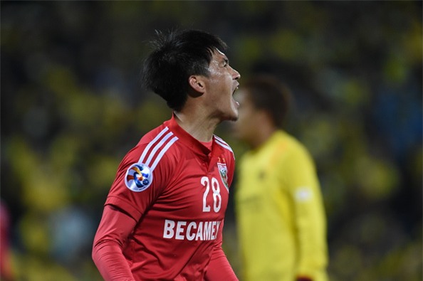 Thực hư chuyện Công Vinh đang bị kỷ luật ngầm ở Bình Dương - Ảnh 1.