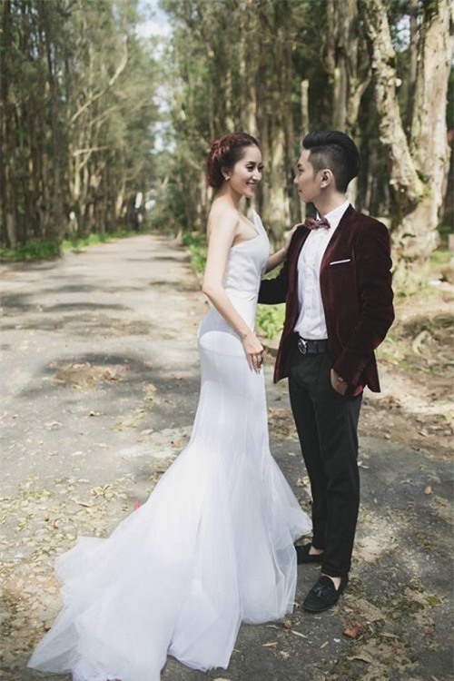 Bức ảnh khiến Khánh Thi hứng chịu nhiều búa rìu dư luận.