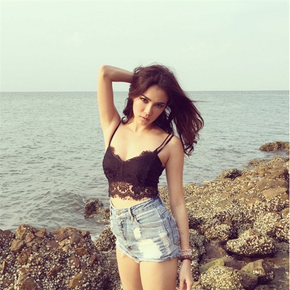 Học cách phù phép cho đôi chân của Katun