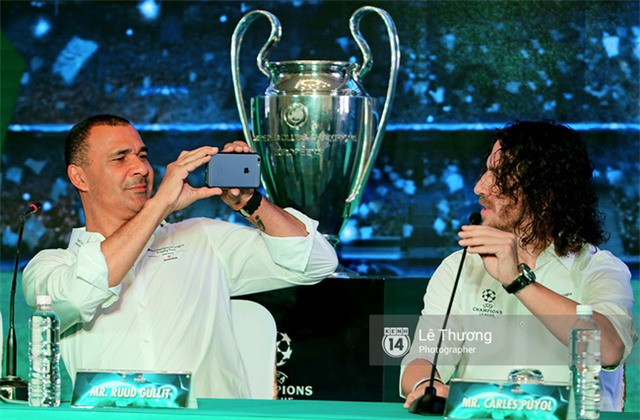 Sau khi sang Việt Nam, Puyol sẽ cắt tóc ngắn - Ảnh 1.