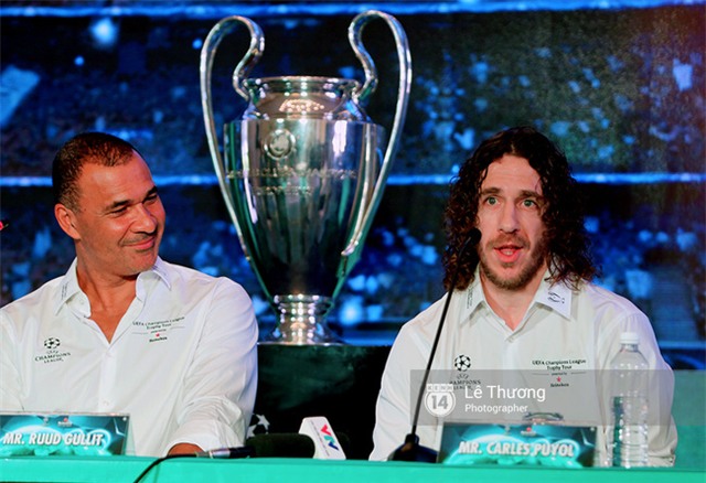 Sau khi sang Việt Nam, Puyol sẽ cắt tóc ngắn - Ảnh 2.