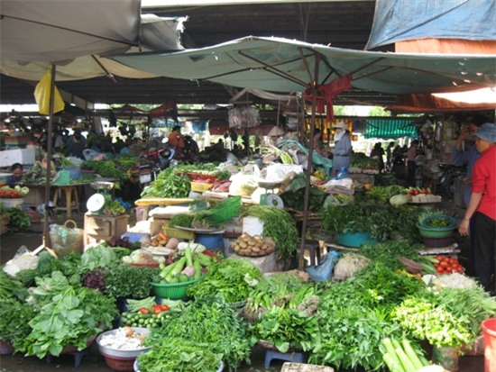 Không có thực phẩm bẩn, chỉ có thực phẩm không an toàn - Ảnh 2.