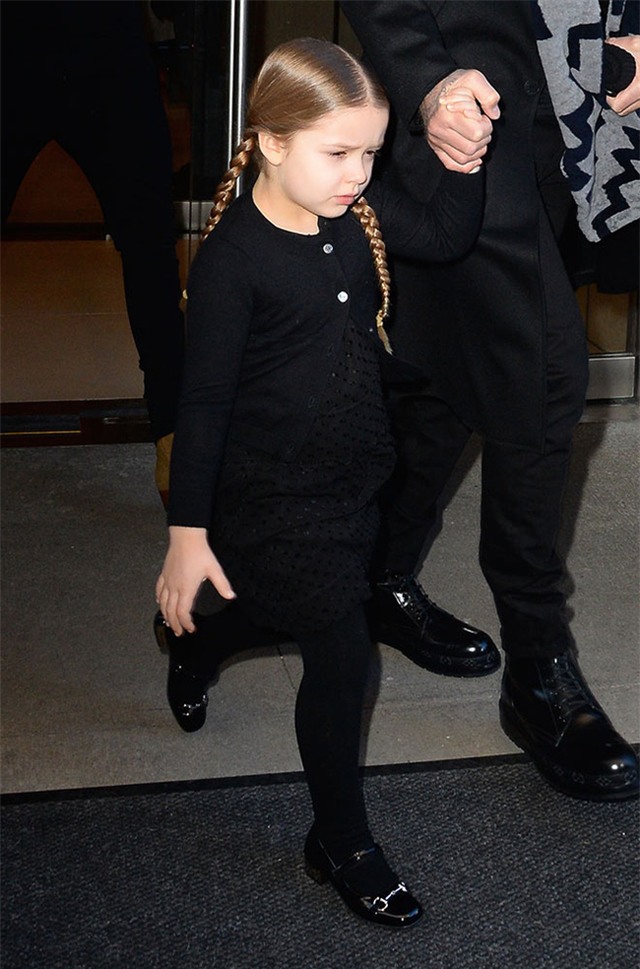 Harper Beckham là thần tượng thời trang các vị phụ huynh muốn con mình noi theo - Ảnh 3.