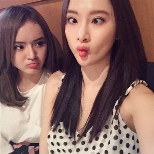 50 sac thai khien fan phi cuoi cua angela phuong trinh hinh anh 6