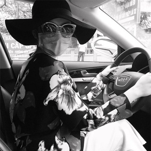 50 sac thai khien fan phi cuoi cua angela phuong trinh hinh anh 8