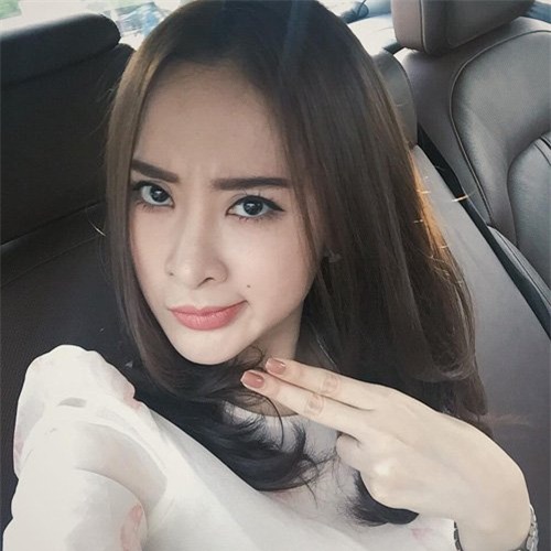 50 sac thai khien fan phi cuoi cua angela phuong trinh hinh anh 14