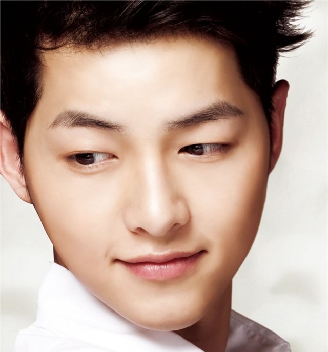 nhung khoanh khac don tim phai nu cua song joong ki - 11