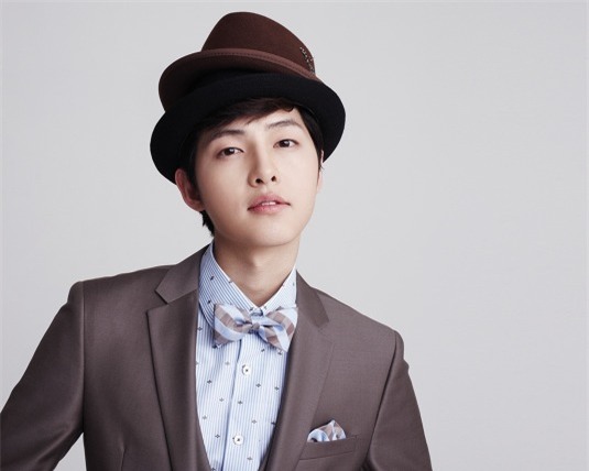 nhung khoanh khac don tim phai nu cua song joong ki - 18