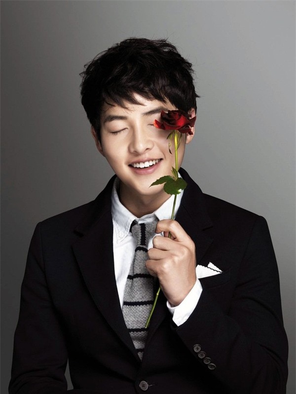 nhung khoanh khac don tim phai nu cua song joong ki - 8