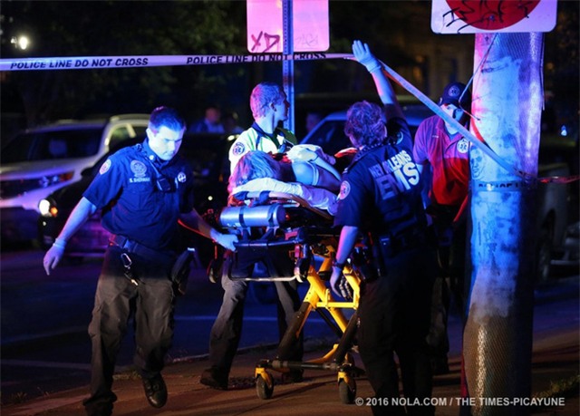 Va chạm giao thông, Will Smith bị người đàn ông rút súng bắn chết - Ảnh 2.