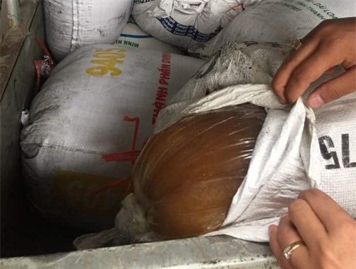 gan 10 tan mo ban suyt 'dau doc' nguoi tieu dung ha noi - 1