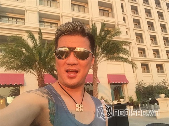 Đàm Vĩnh Hưng cởi trần công khai hình xăm mới trên ngực phải 0