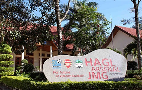 Hoàng Anh Gia Lai, HAGL, Bầu Đức, áp lực nợ, nợ trái phiếu, nợ ngắn hạn, nợ tới hạn trả, kiểm toán, báo cáo tài chính