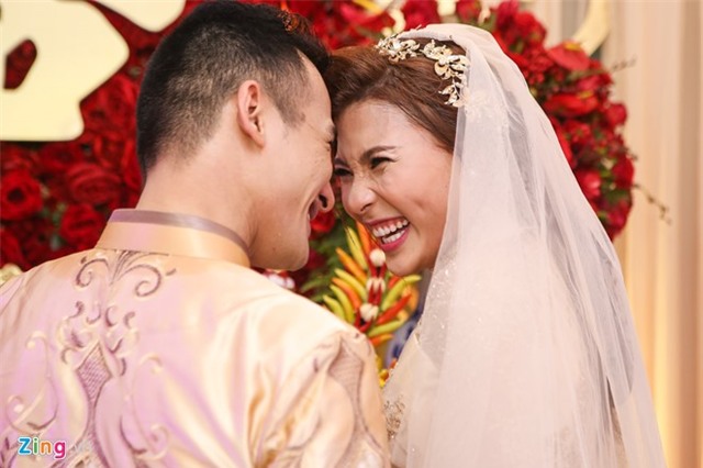 Khoanh khac tinh nghich trong le cuoi Luong The Thanh hinh anh 3