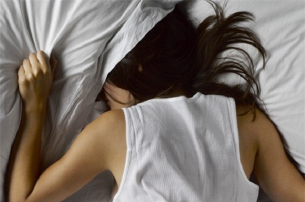 Tôi quyết định lấy anh để có tiền trả nợ cho gia đình. Ảnh minh họa