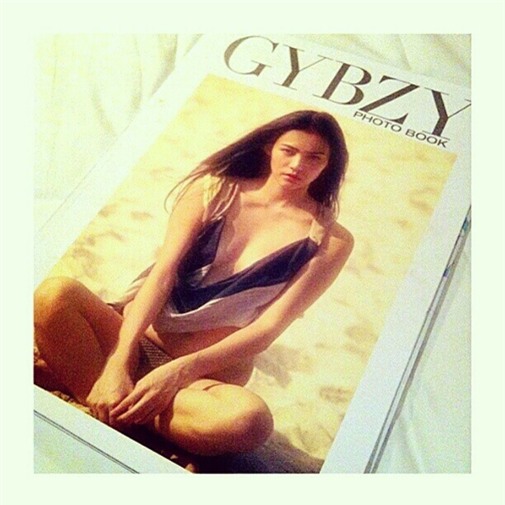 sach-anh-nhay-cam-nhu-sao-phim-nguoi-lon-katun-blogtamsuvn17