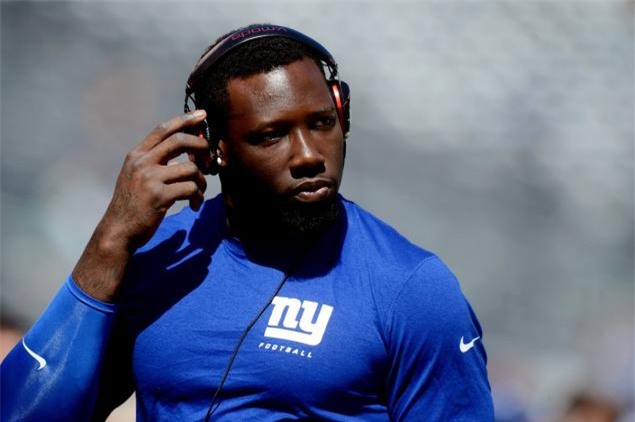 Bàn tay biến dạng kinh hoàng vì tai nạn pháo hoa của sao bóng bầu dục Mỹ - Ảnh 1.