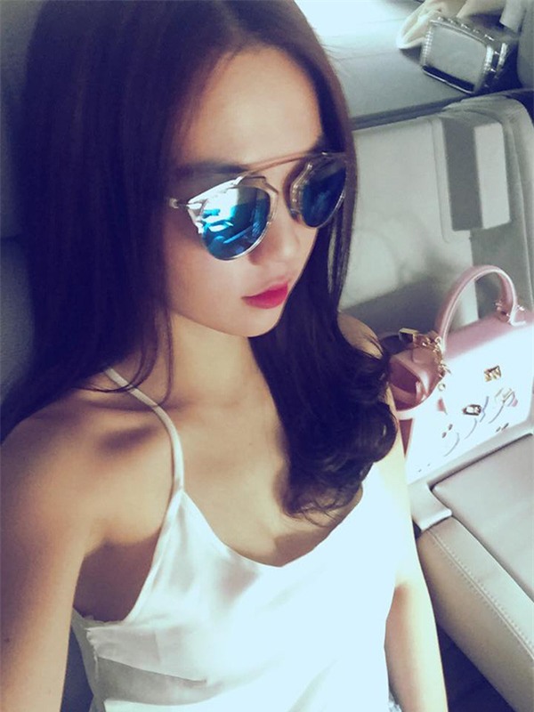 Nhiều người cho rằng Ngọc Trinh trông đẹp mắt hơn với thân hình đầy đặn.