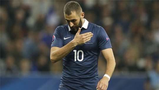 Benzema chính thức vắng mặt ở Euro 2016 vì clip sex