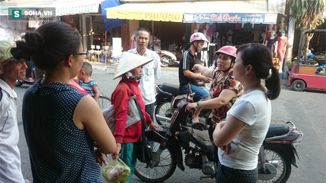 Người dân sống ở chợ Bình Tiên bàn tán về vụ việc