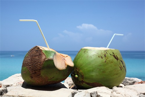 hai loai nuoc uong mua he la than duoc cua nhan sac - 1